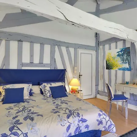 ベッド・アンド・ブレックファスト Chambres D'hotes La Ferme De Monseignon